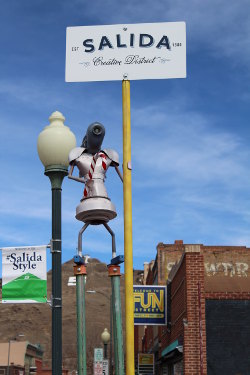 Metal Art Sculpture welcome to Salida, CO